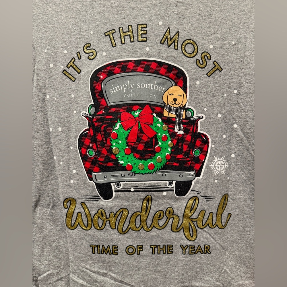 ✨Simply Southern Gray Long Sleeve Holiday Shirt  with Red Plaid Truck. Size XL